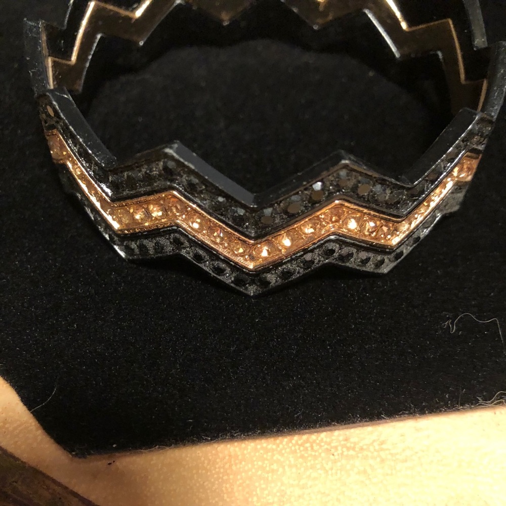 NWT Black and Gold 3-pc Bangle set - Picture 9 of 12